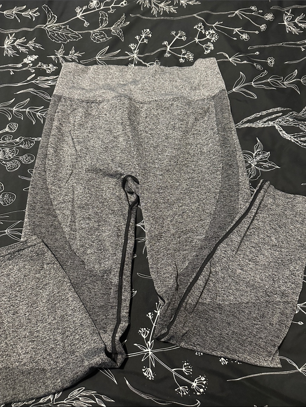 Victoria's Secret Gray Seamless Active Leggings